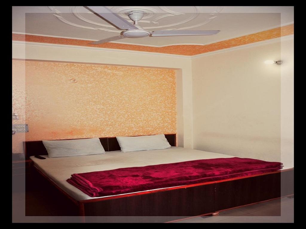 Accent Hotel Greater Noida Exterior foto